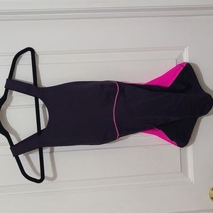 Lululemon high neck tank size 10